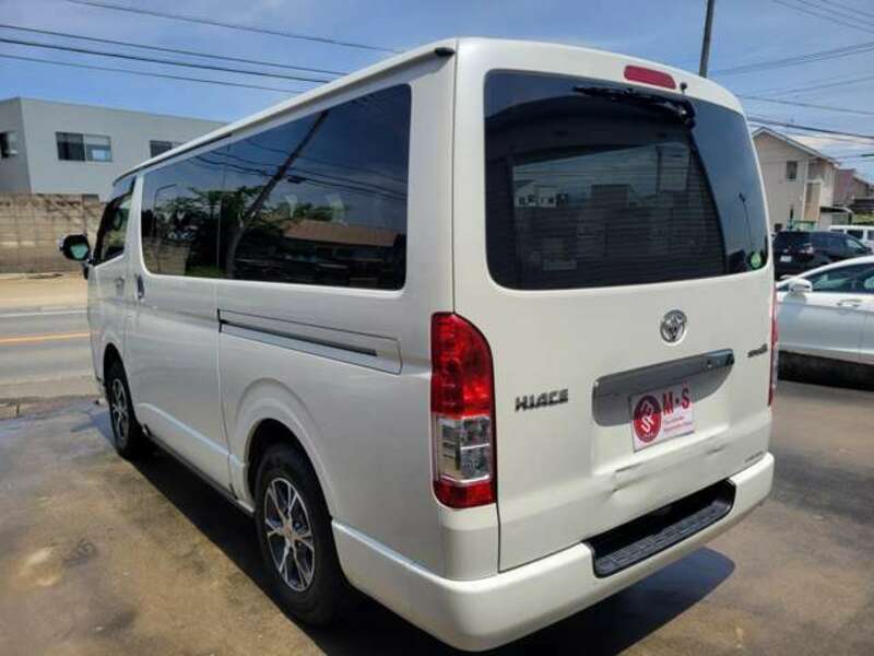 HIACE VAN-5