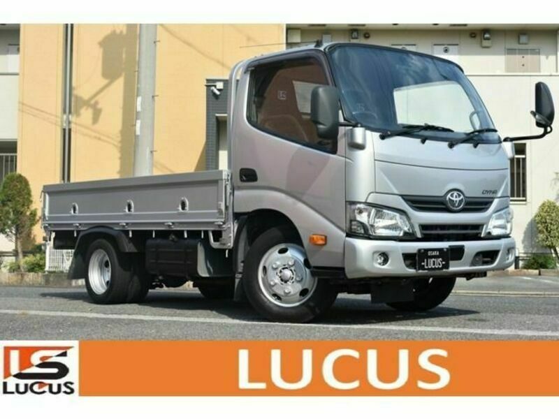 TOYOTA　DYNA