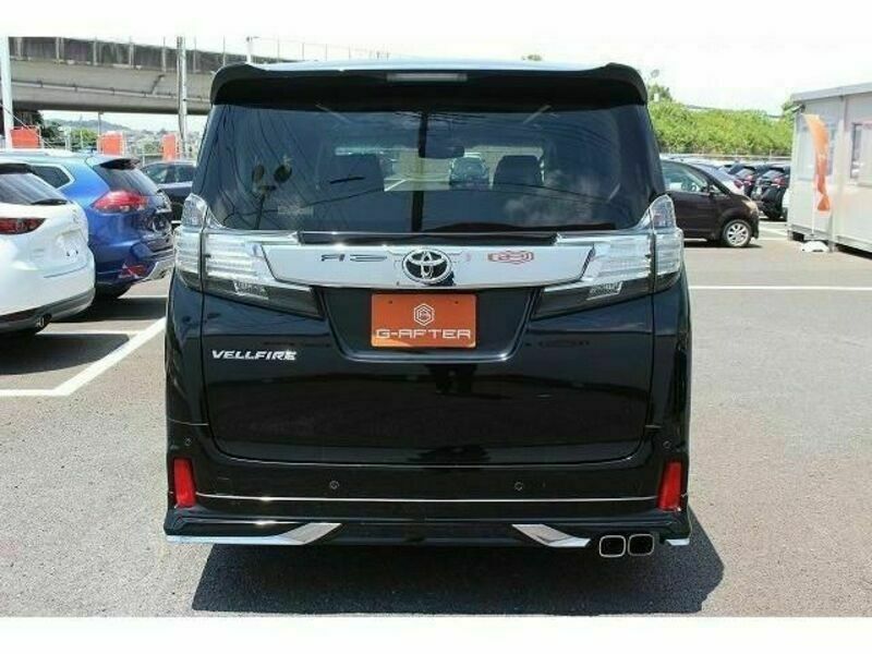 VELLFIRE-7