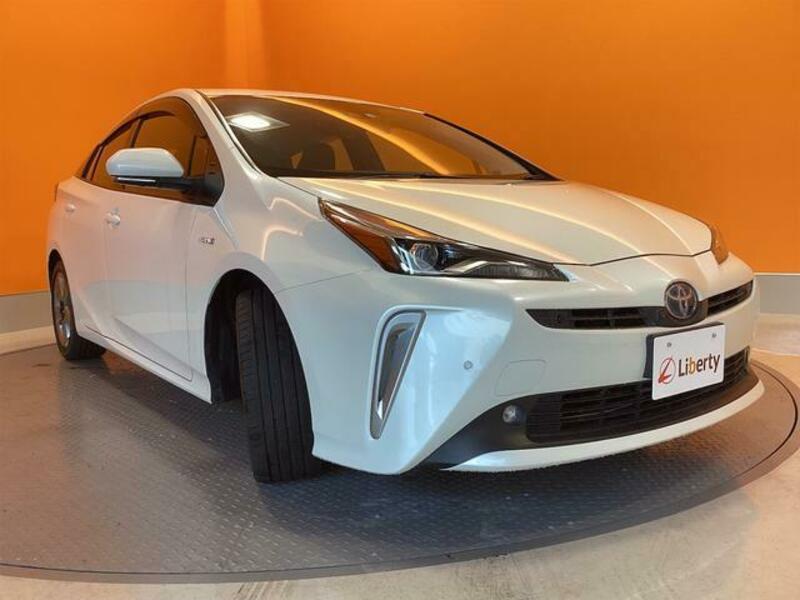 PRIUS-18