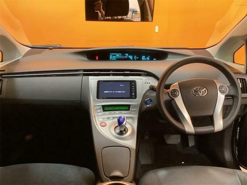 PRIUS-1