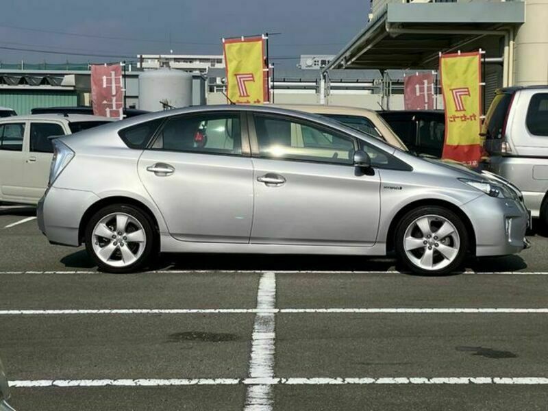 PRIUS-3