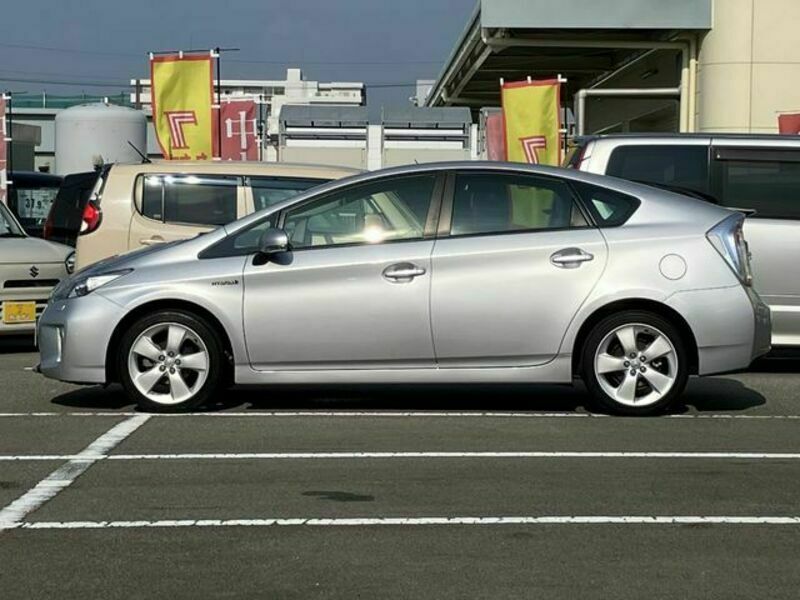 PRIUS-7