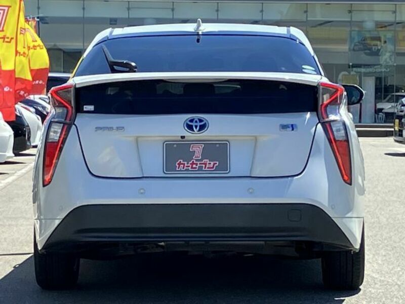 PRIUS-6