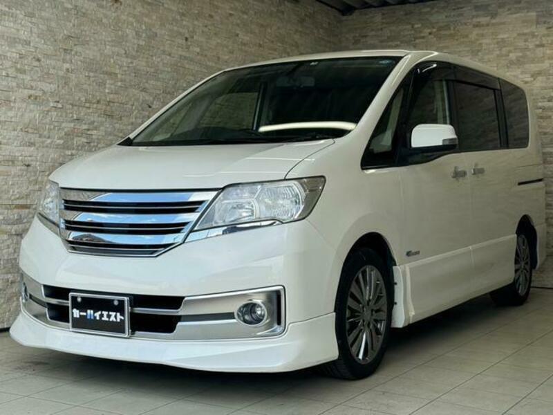 NISSAN　SERENA