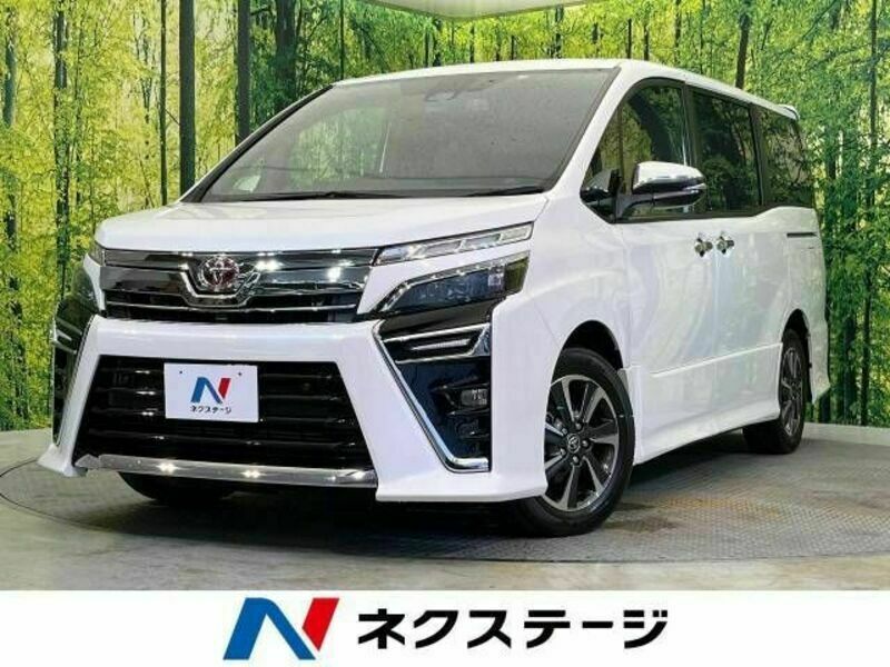 TOYOTA　VOXY