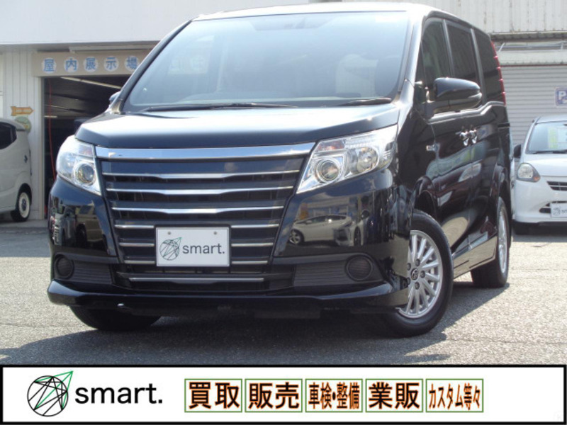 TOYOTA　NOAH