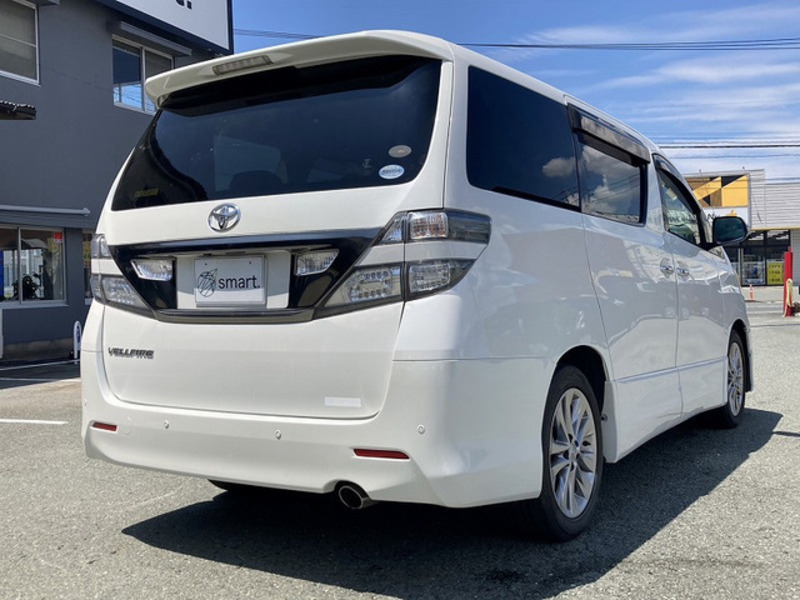 VELLFIRE-8