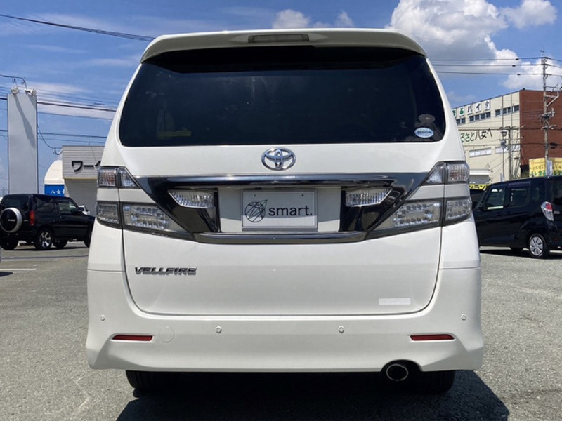 VELLFIRE-7