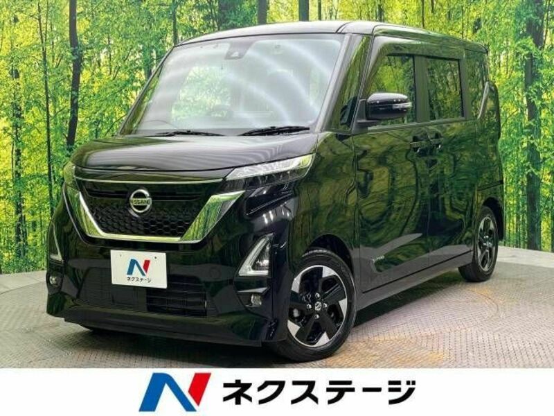 NISSAN　ROOX