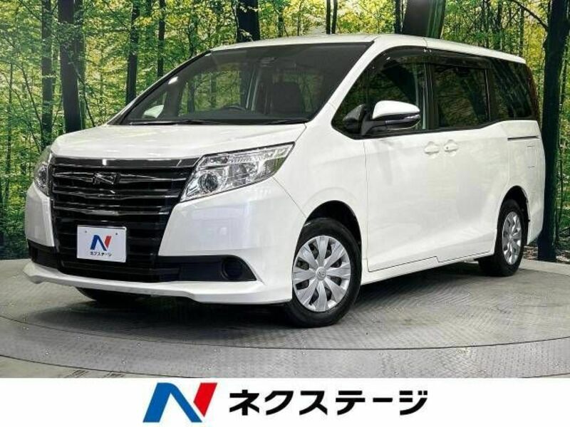 TOYOTA　NOAH