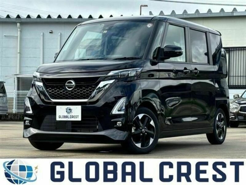 NISSAN　ROOX