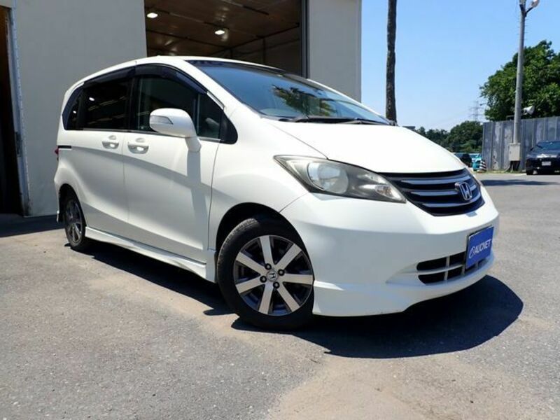 HONDA　FREED