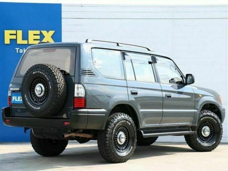 LAND CRUISER PRADO-2