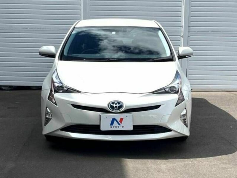 PRIUS-12