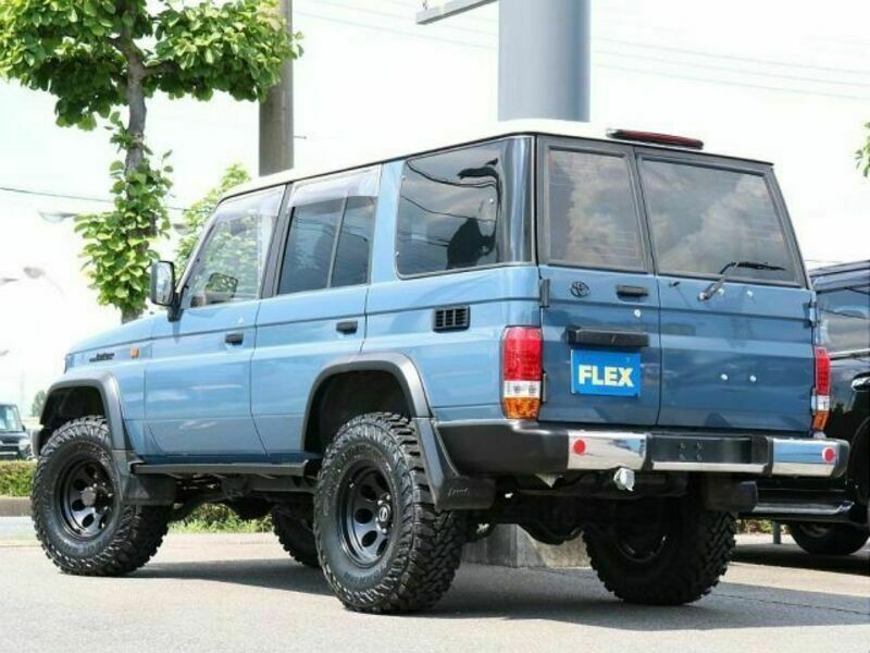 LAND CRUISER PRADO-19