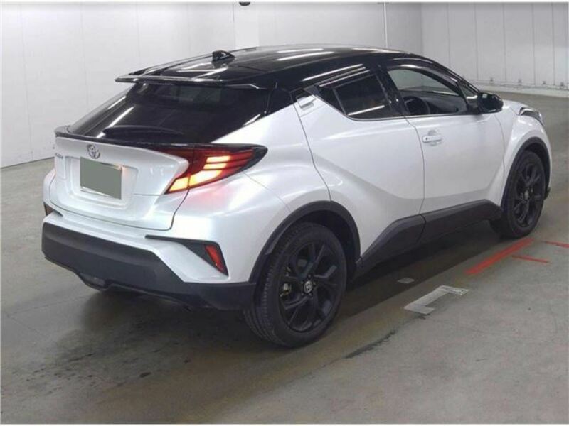 C-HR-4