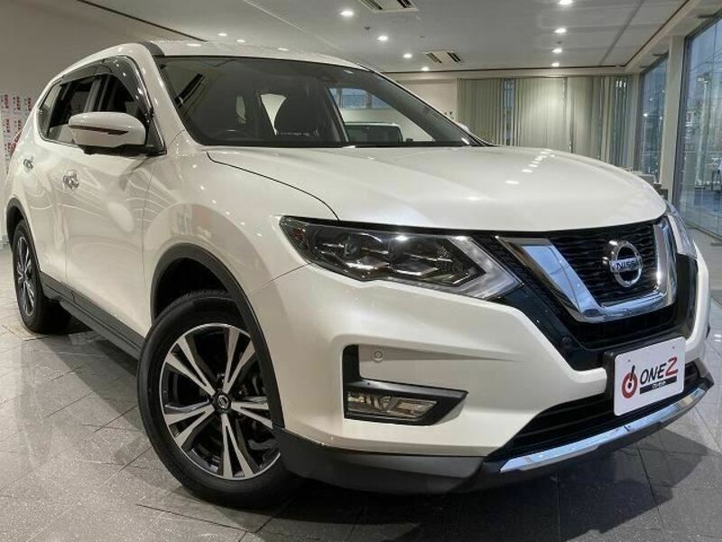 NISSAN　X-TRAIL