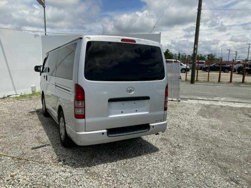 HIACE VAN-1