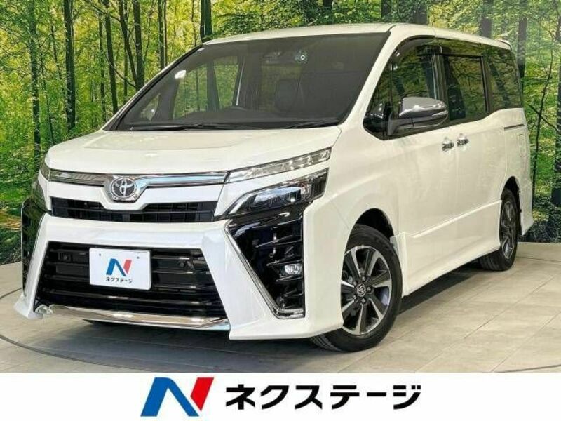 TOYOTA　VOXY