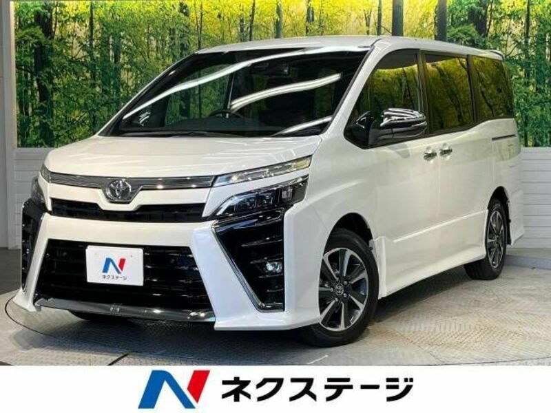 TOYOTA　VOXY