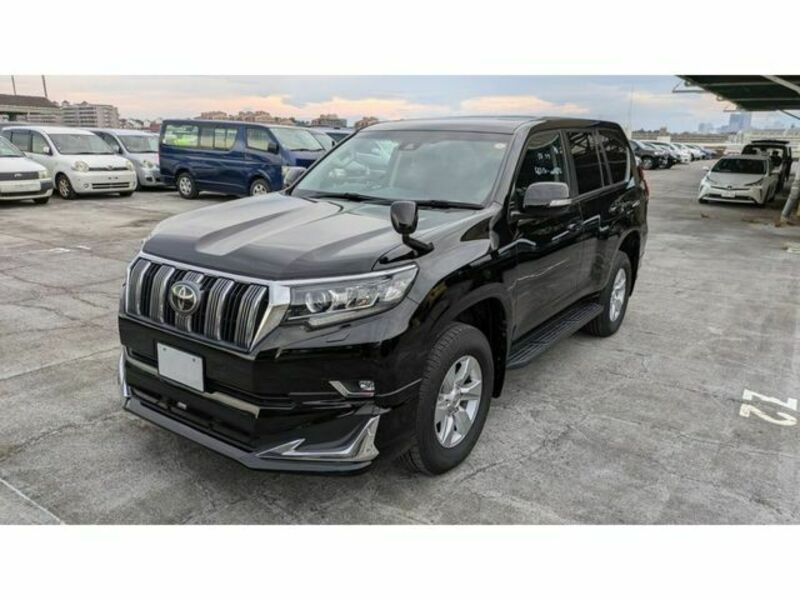 TOYOTA　LAND CRUISER PRADO