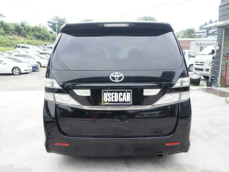 VELLFIRE-5