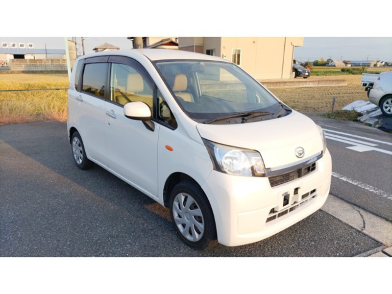 DAIHATSU　MOVE