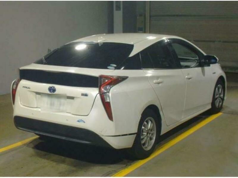 PRIUS-1