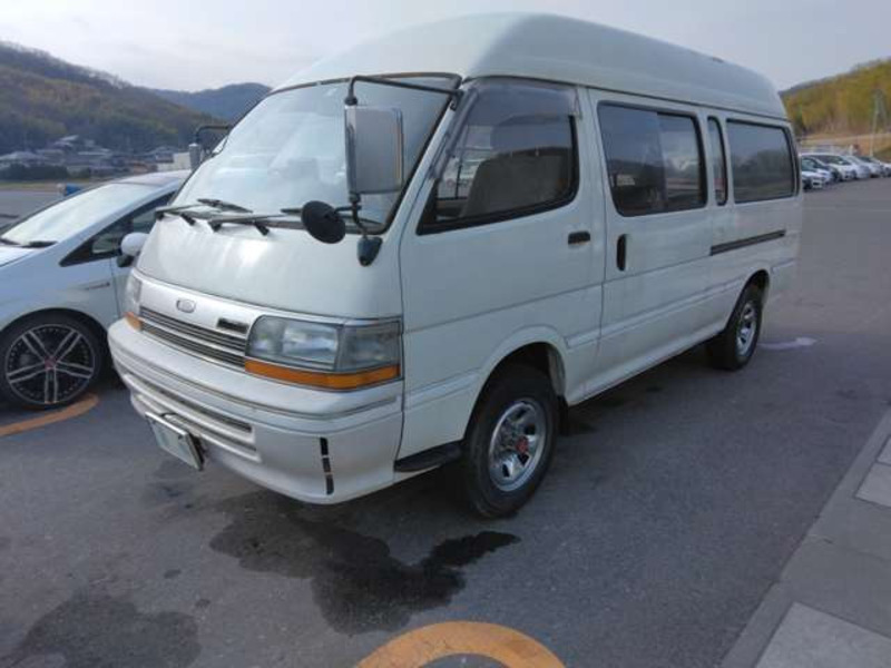 HIACE VAN-1