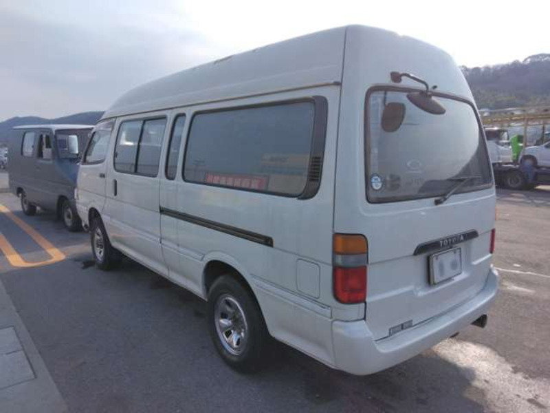 HIACE VAN-2