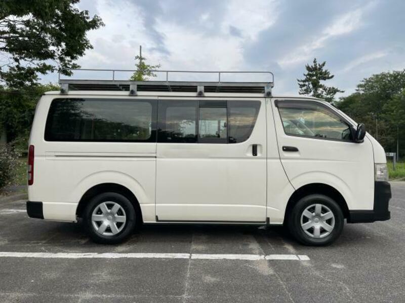 HIACE VAN-4