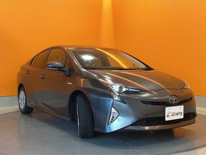 PRIUS-12