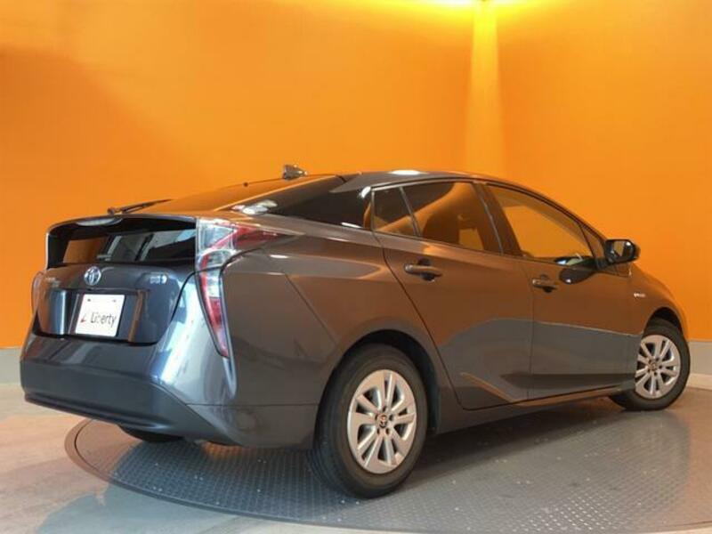 PRIUS-14