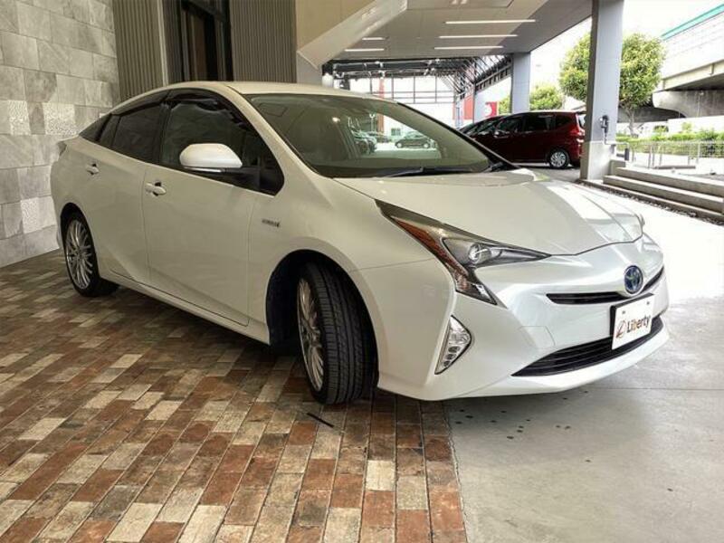 PRIUS-3