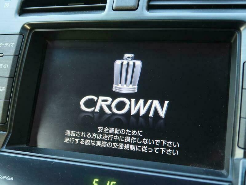 CROWN