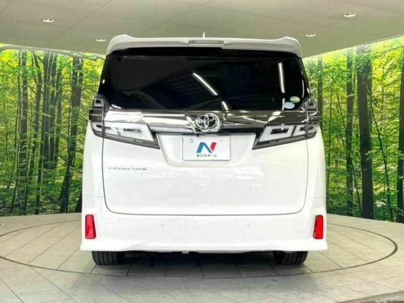 VELLFIRE-16