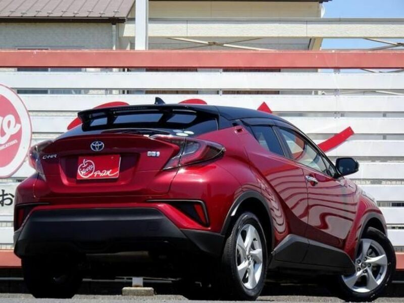 C-HR-7