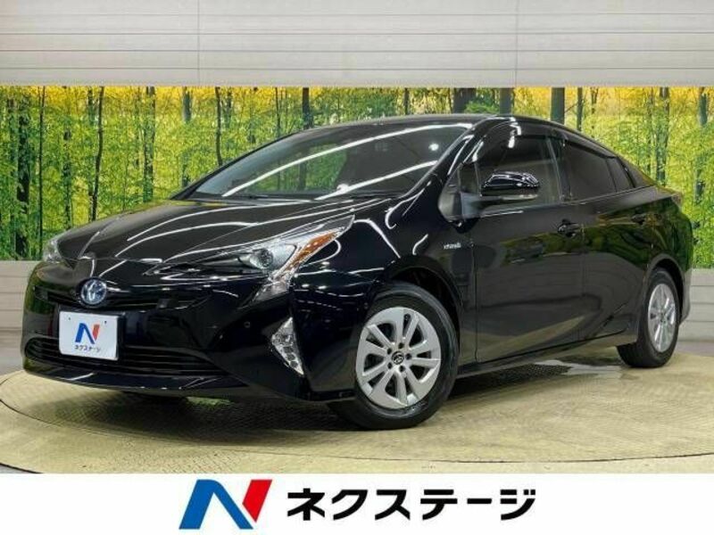 TOYOTA　PRIUS