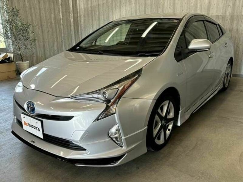 PRIUS-9