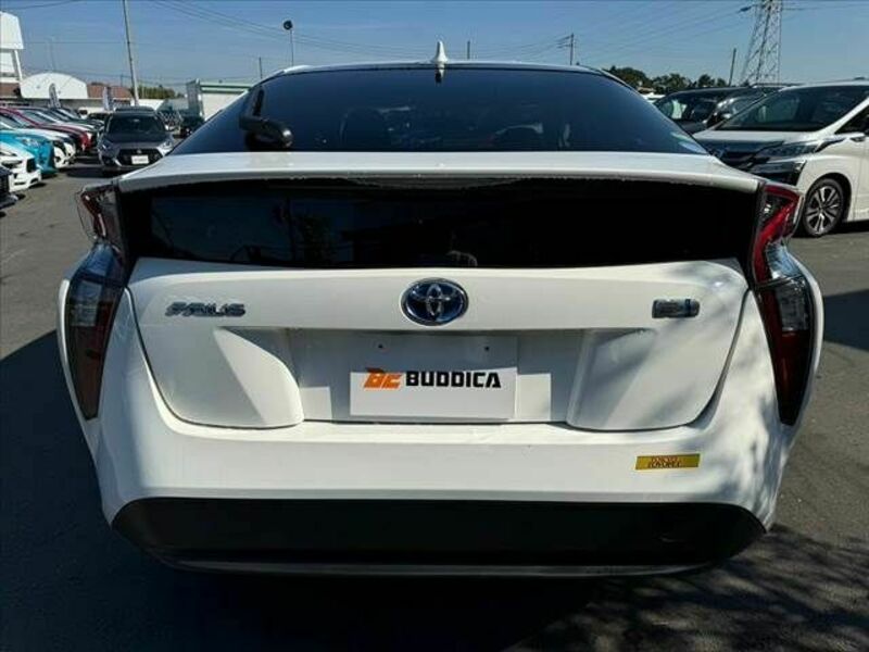 PRIUS-13