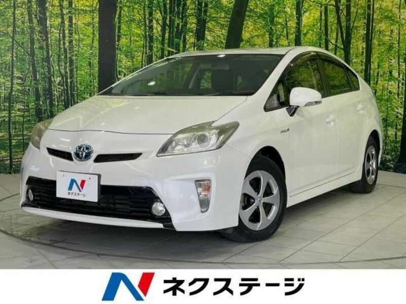 TOYOTA　PRIUS