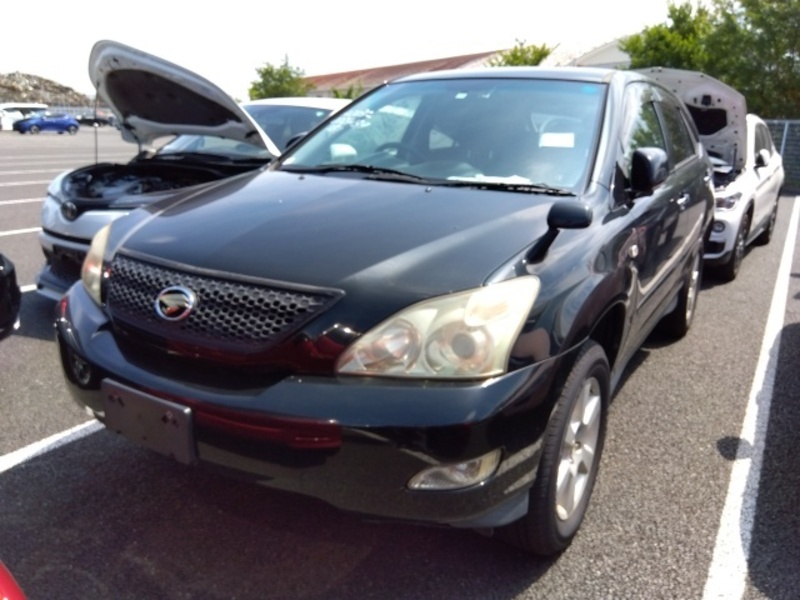 TOYOTA　HARRIER