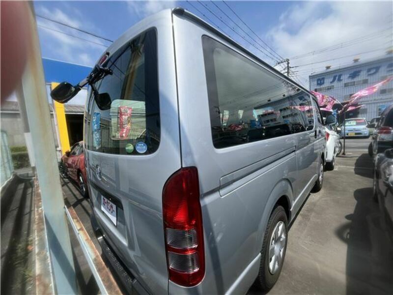 HIACE VAN-8