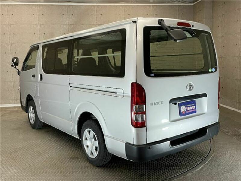 HIACE-12