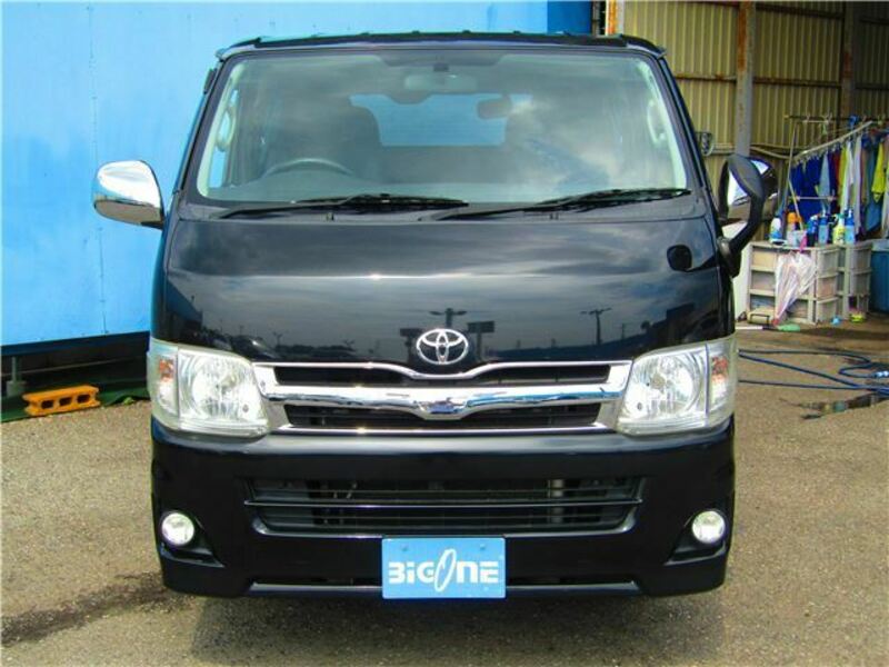 HIACE VAN-8