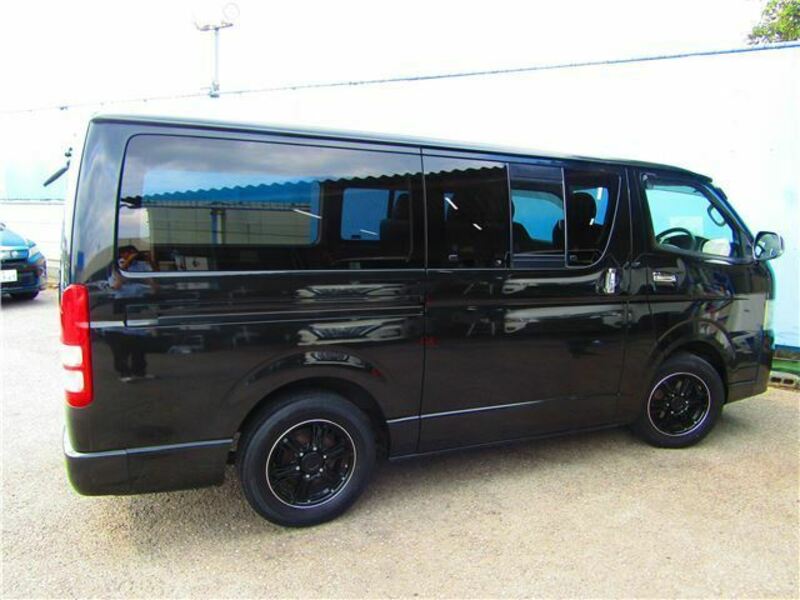 HIACE VAN-42