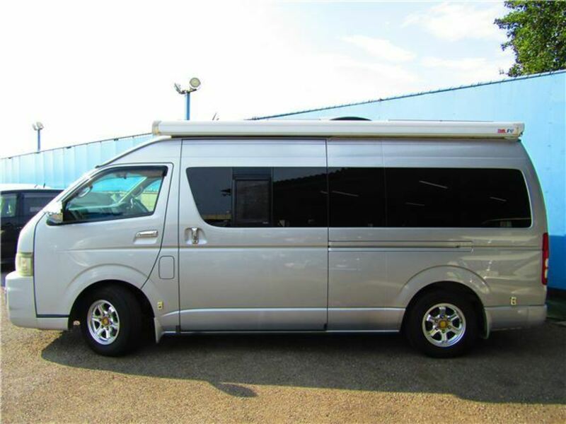 HIACE VAN-8