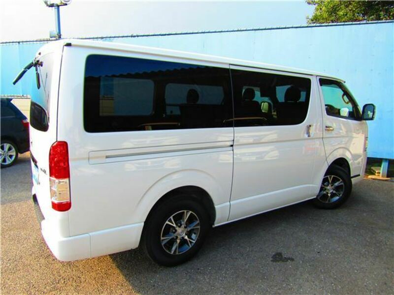 HIACE VAN-49