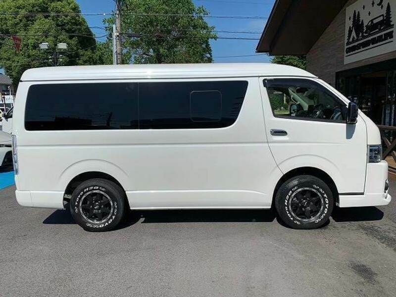 HIACE VAN-17